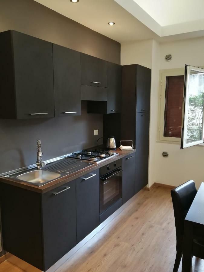 Bed and Breakfast Il Giardino Dei Limoni Aci Castello Exterior foto
